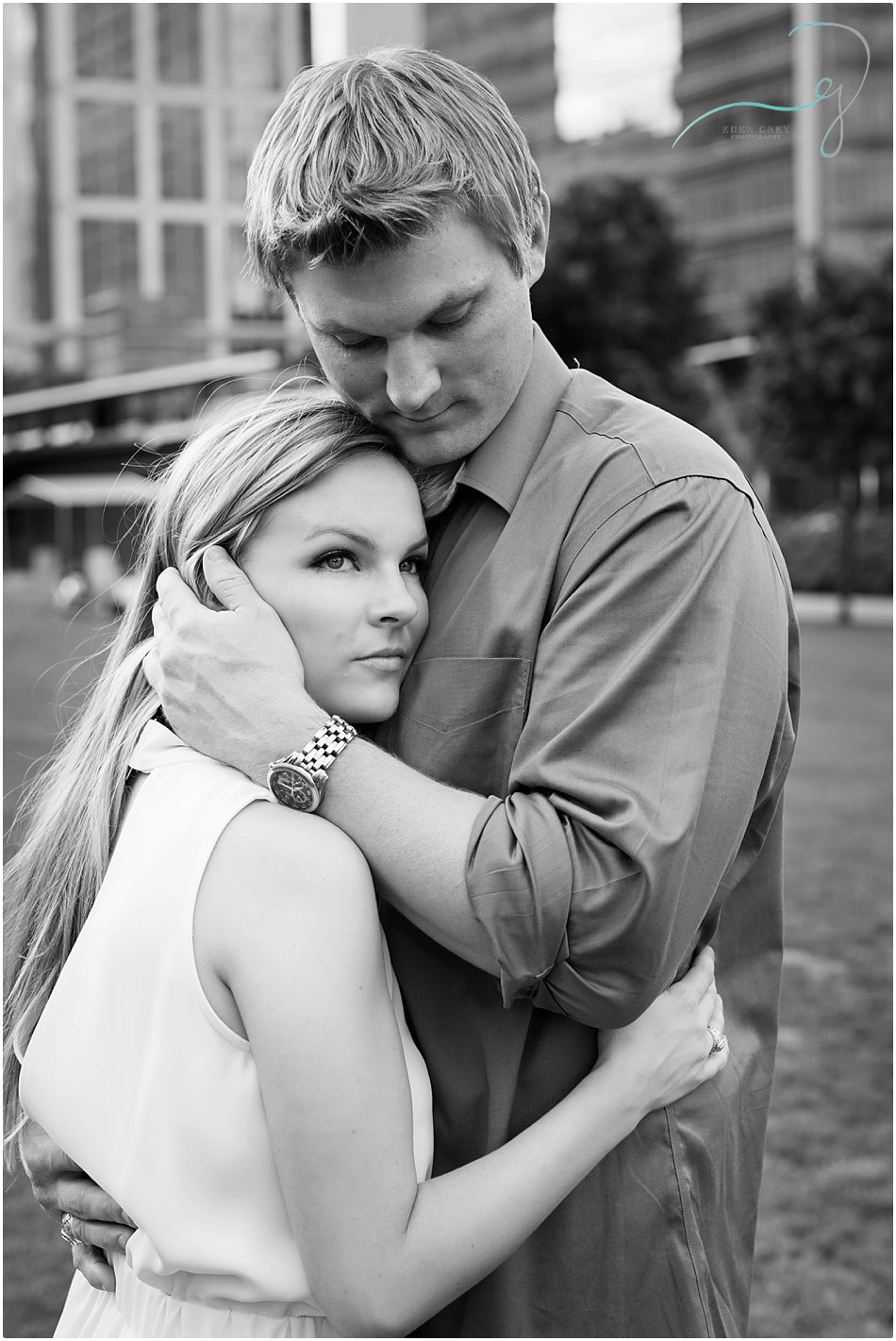 Taking Engagement Pictures in Houston, Texas