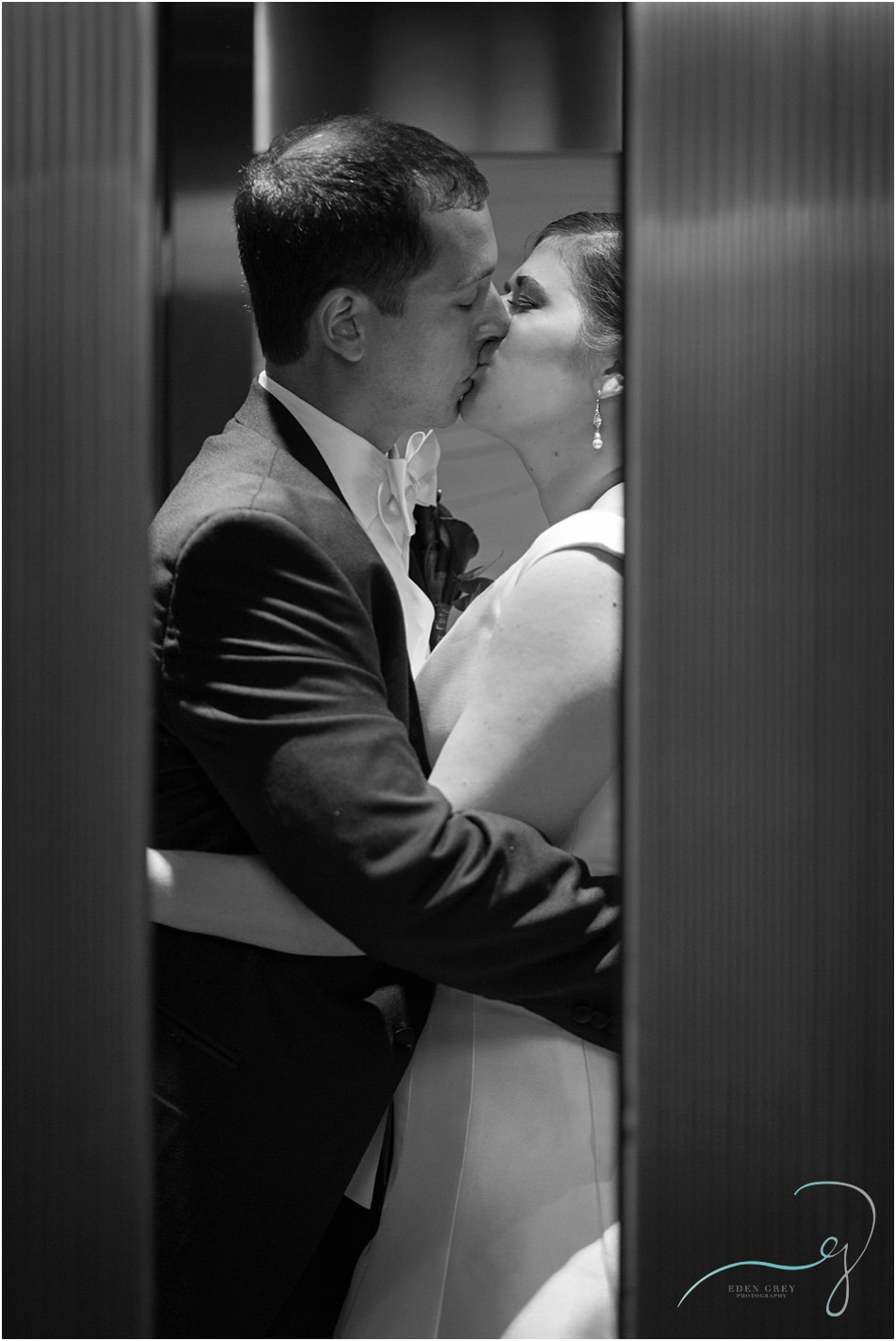 The Intimate Wedding Exit, Wedding sendoff