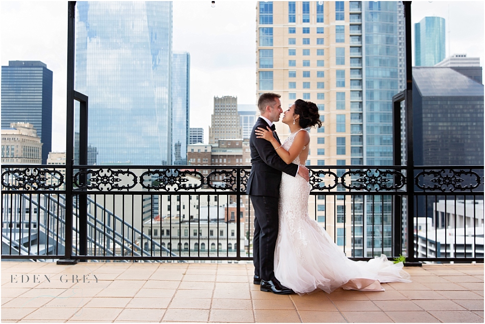 Houston Skyline Wedding Pictures