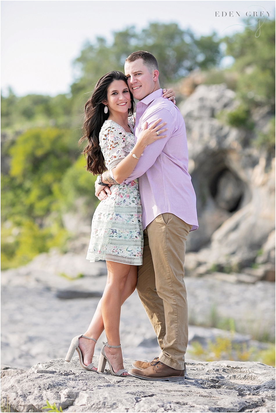 Happy couples, engagement pictures in Austin and Dripping Springs