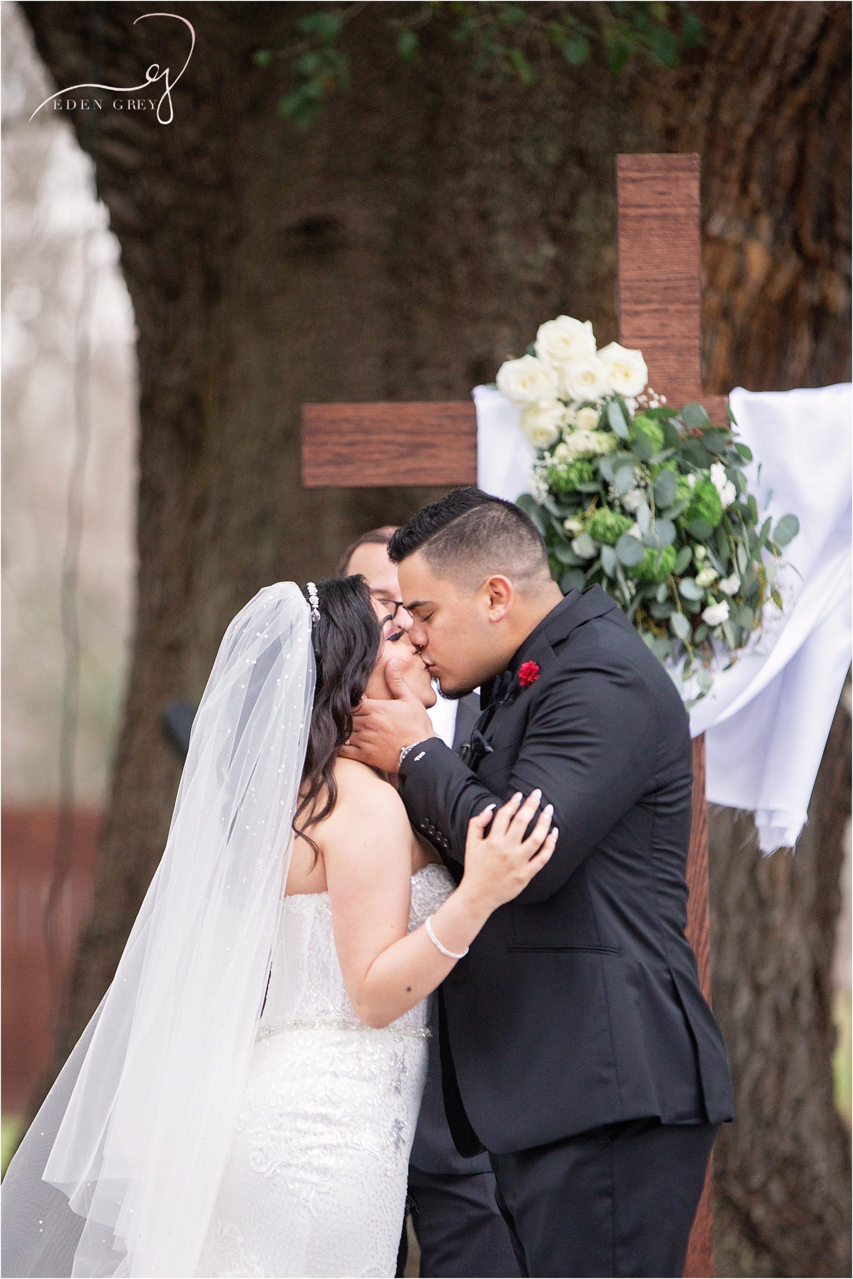 Who are the top wedding photographers in Houston